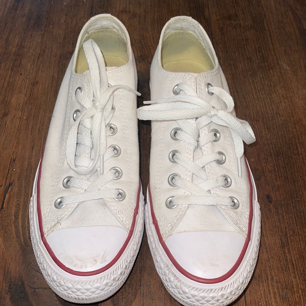 New white converse W8